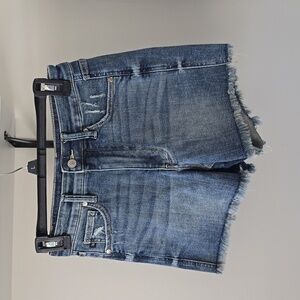 JB med wash denim shorts